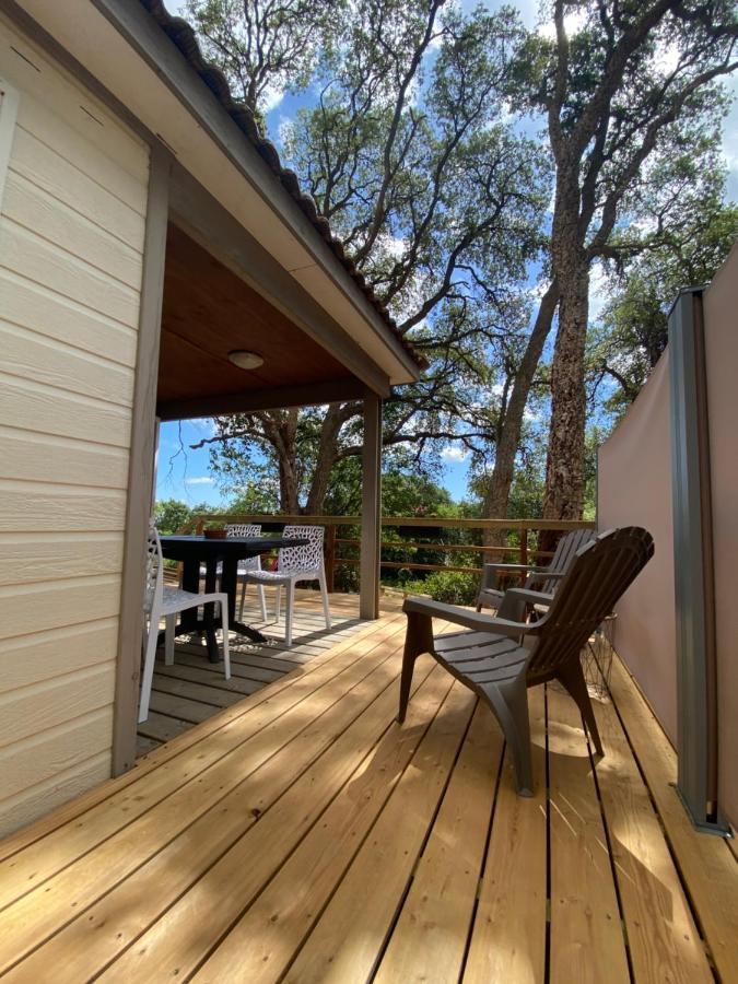 Les Chalets Des Iles Borgo  Bagian luar foto